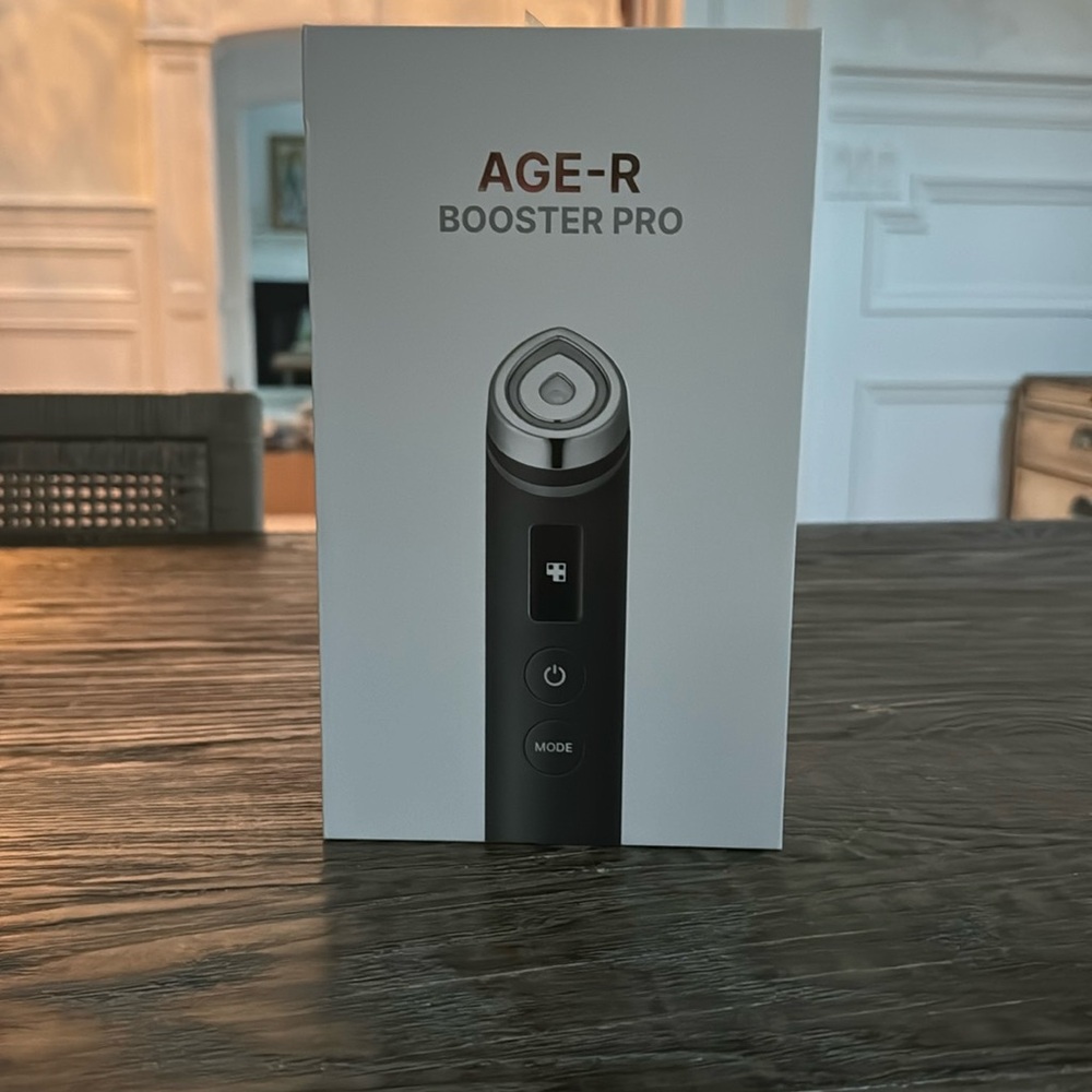 Age R - medicube boster pro